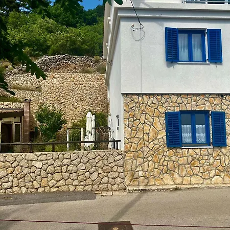 Anton * Stara Baška