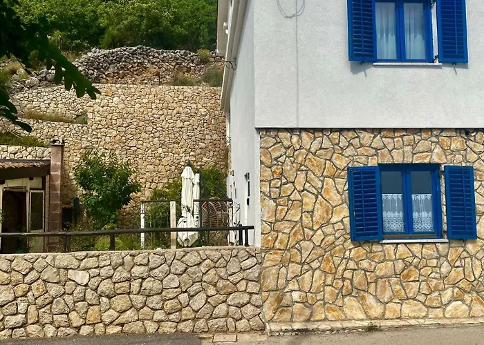 Anton * Stara Baška